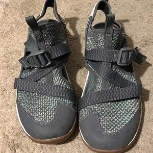 Woman’s 11 Gray CHACO slipping